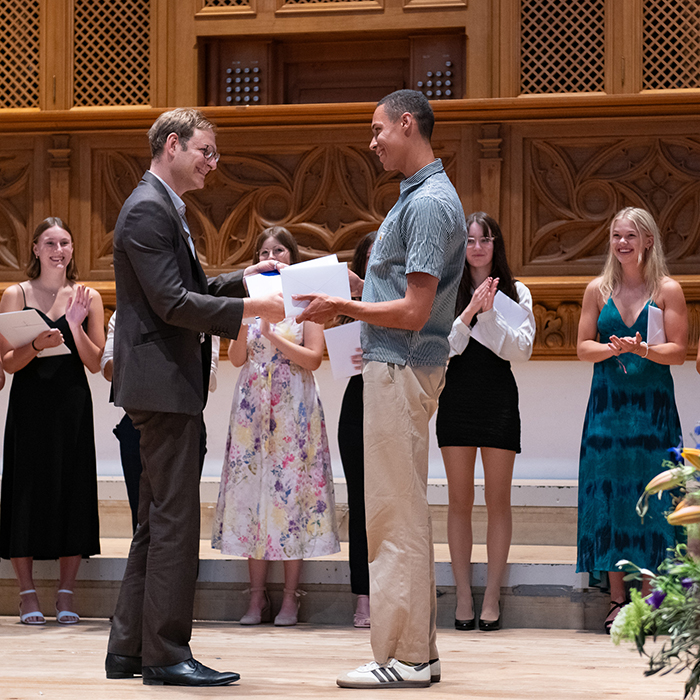 Übergabe des Theologiepreises